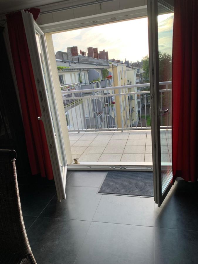 Nordsee Und City Fusslaeufig - Luxerioese Fewo Mit Grossem Balkon Wilhelmshaven Exterior foto