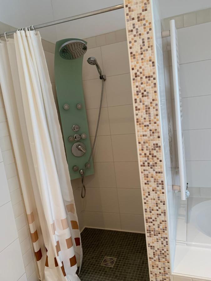Nordsee Und City Fusslaeufig - Luxerioese Fewo Mit Grossem Balkon Wilhelmshaven Exterior foto